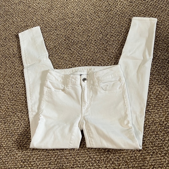 American Eagle Outfitters Denim - American eagle 00 regular white super stretch jeggings